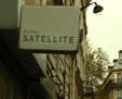 imagette , enseigne de la galerie Satellite Paris